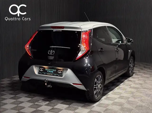 Toyota Aygo view 8