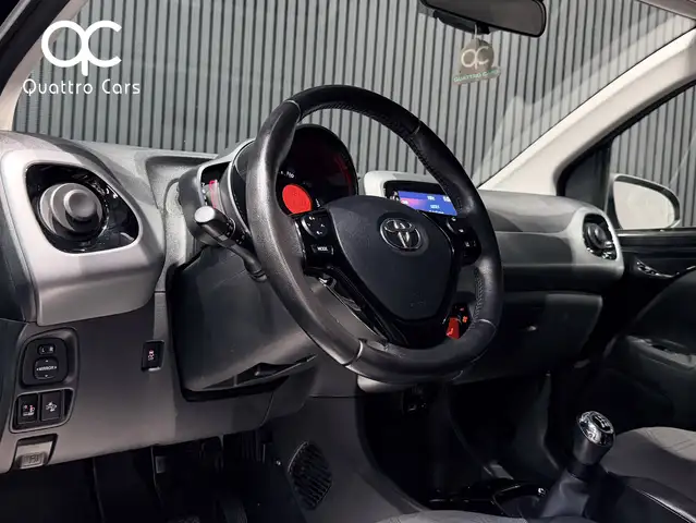 Toyota Aygo view 11