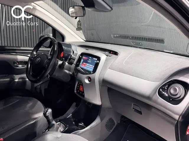 Toyota Aygo view 12