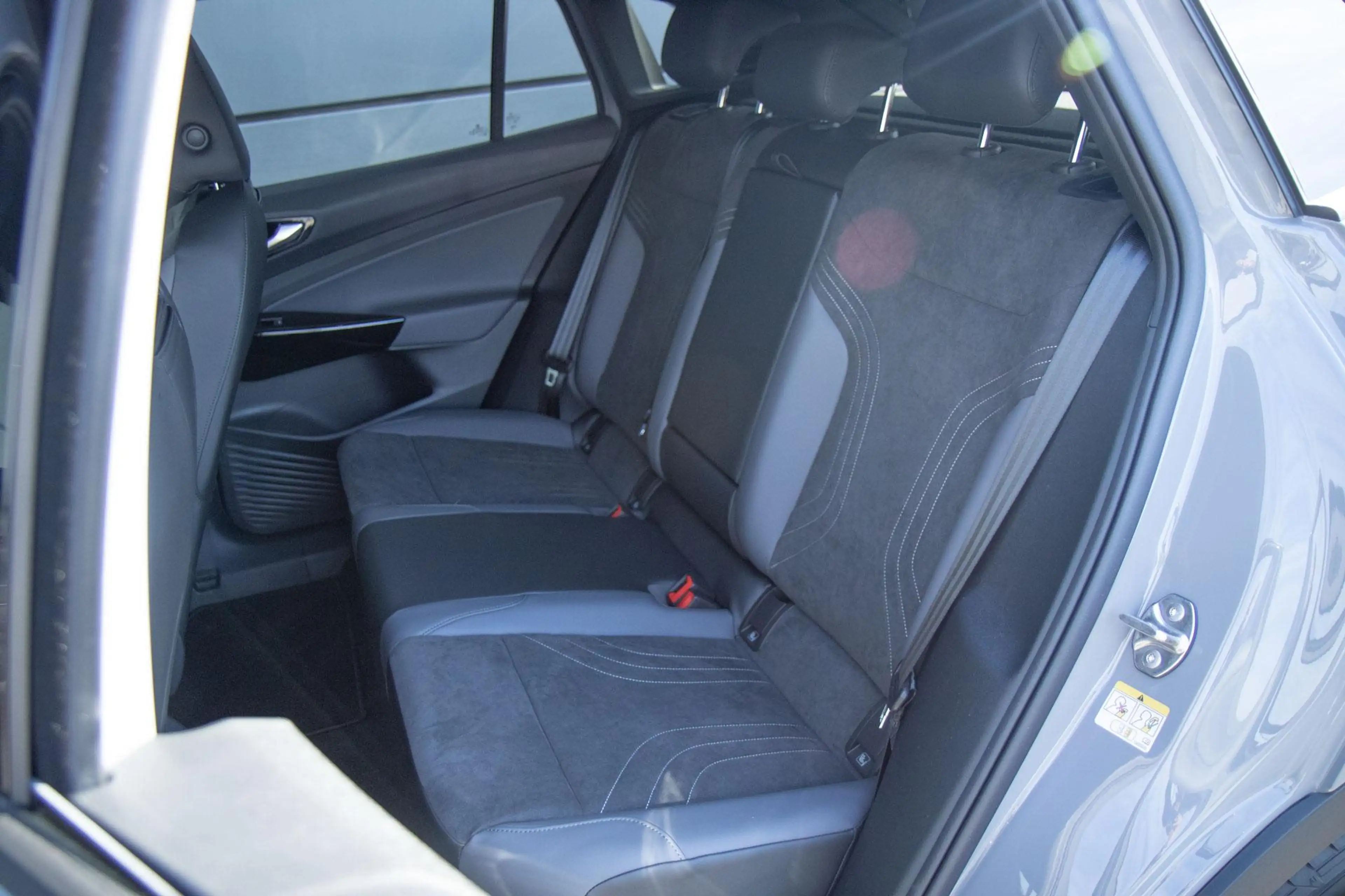 Volkswagen ID.4 286pk Pro Limited Edition 77 kWh | Trekhaak | Appl — photo 14