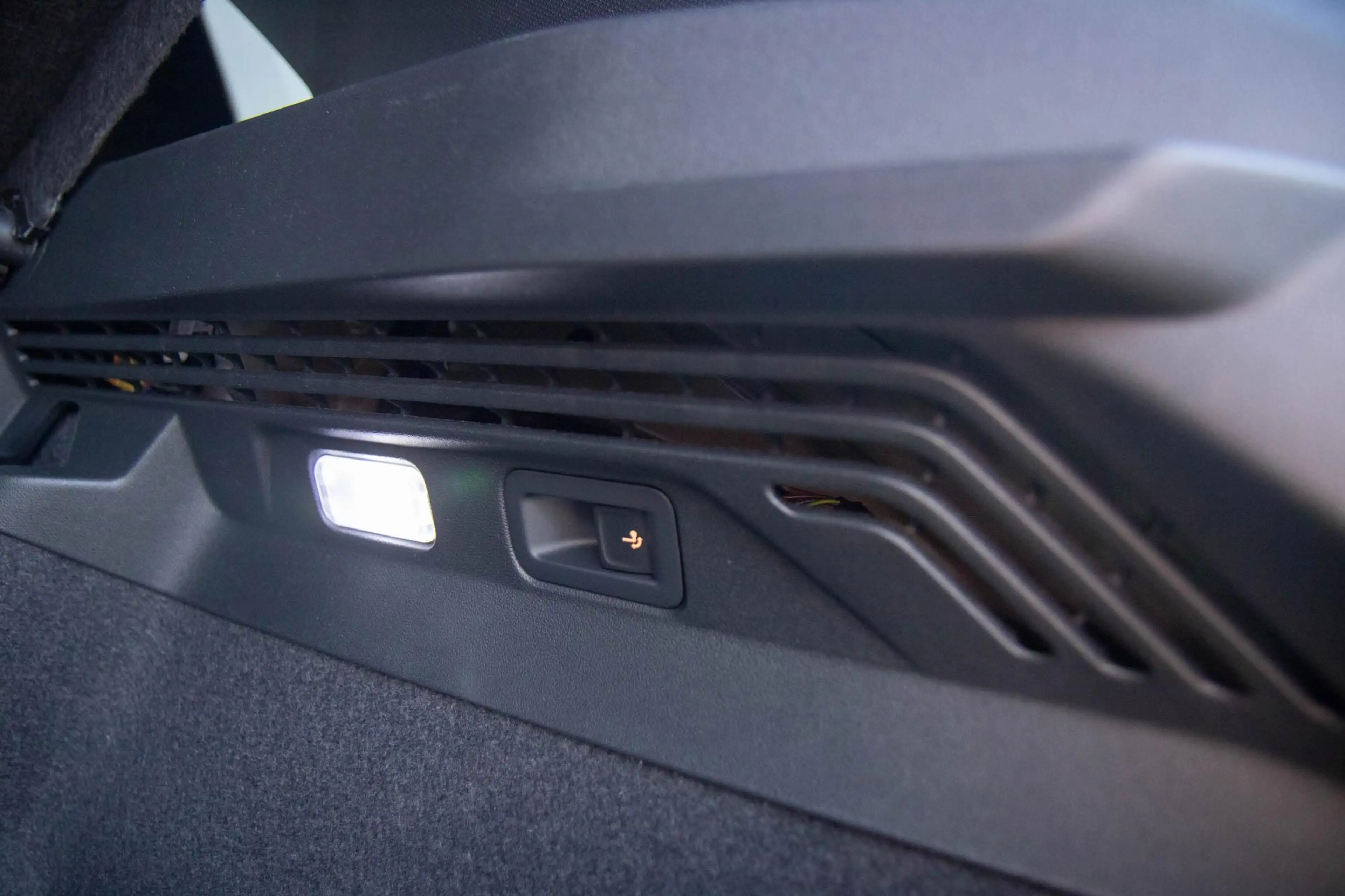 Volkswagen ID.4 286pk Pro Limited Edition 77 kWh | Trekhaak | Appl — photo 12