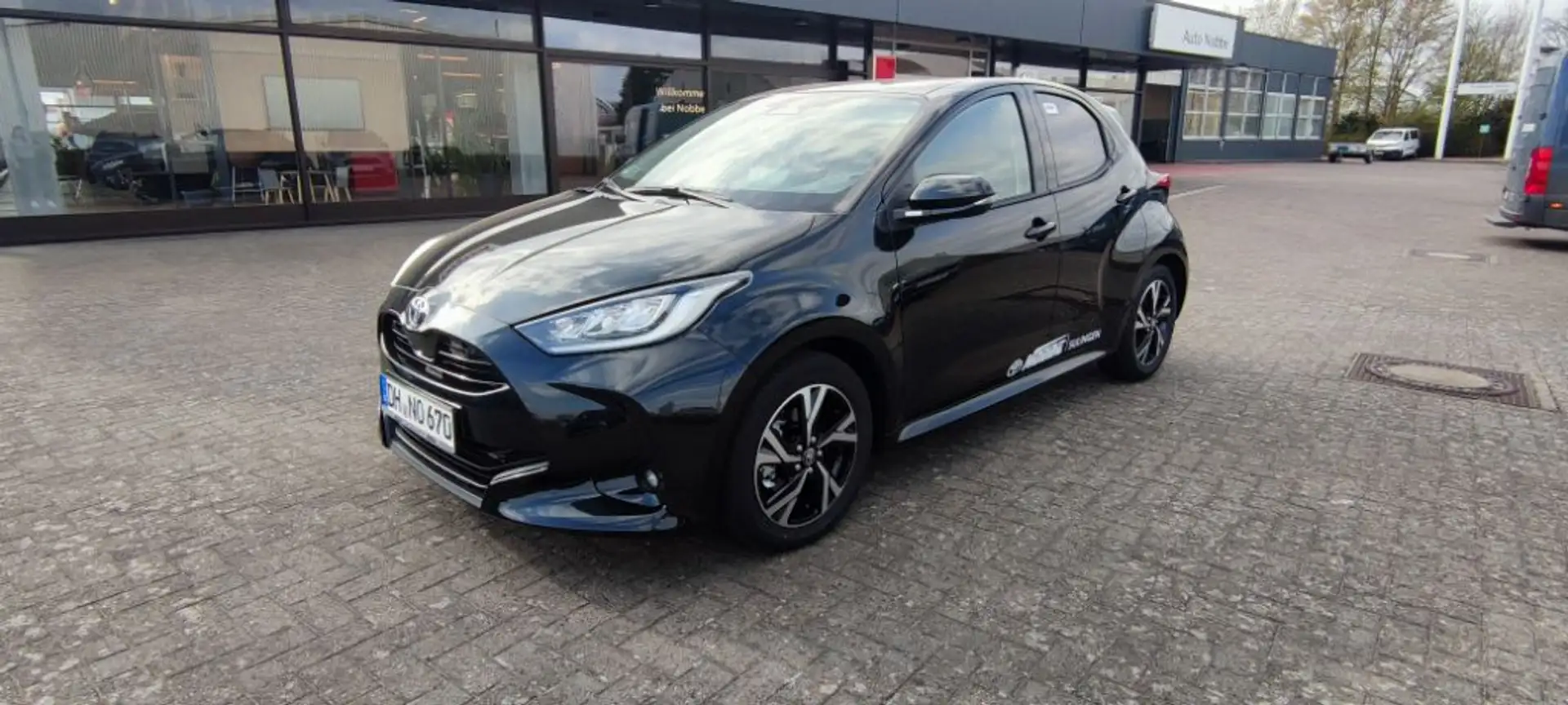 Toyota Yaris Hybrid 116 1.5 VVT-i Team Deutschland Nero - 2