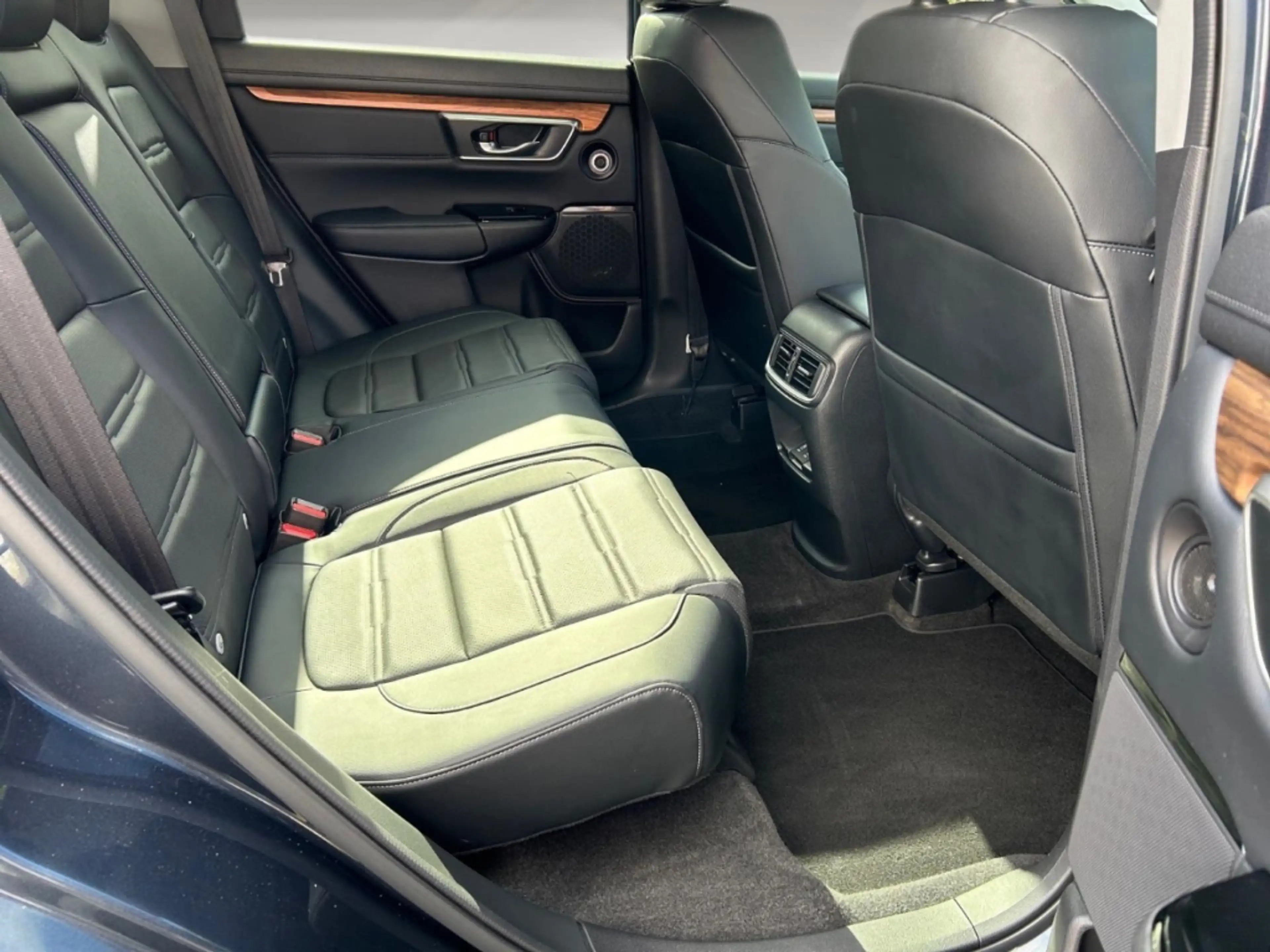 Honda CR-V 1.5 T 4WD Lifestyle AHK Navi Leder LED ACC Apple C — photo 15