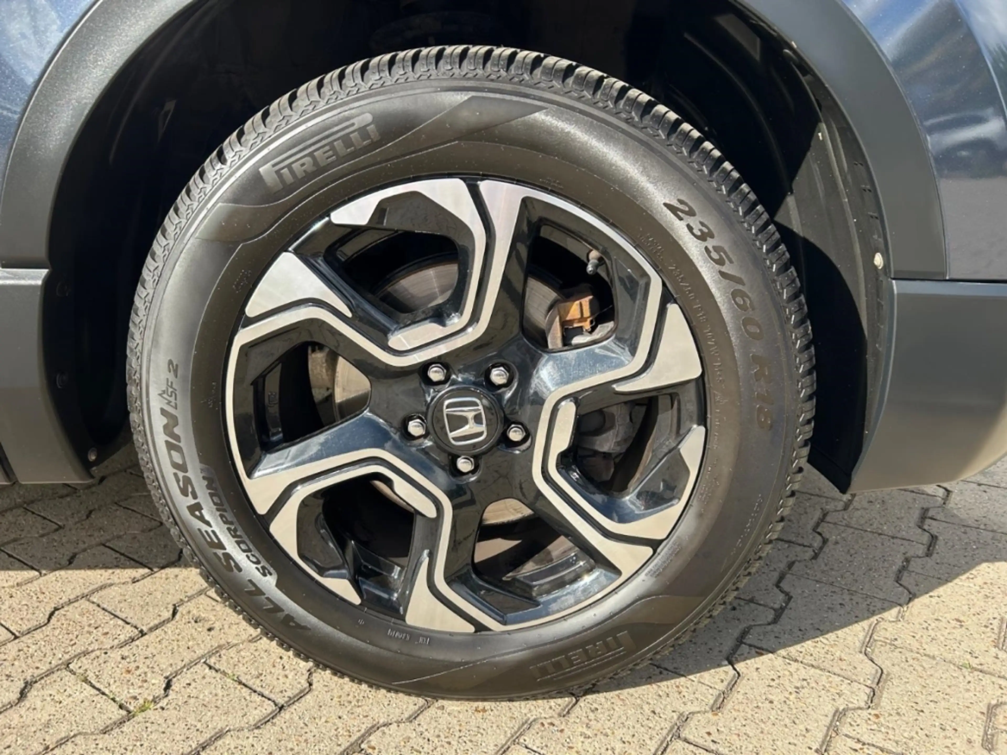 Honda CR-V 1.5 T 4WD Lifestyle AHK Navi Leder LED ACC Apple C — photo 3