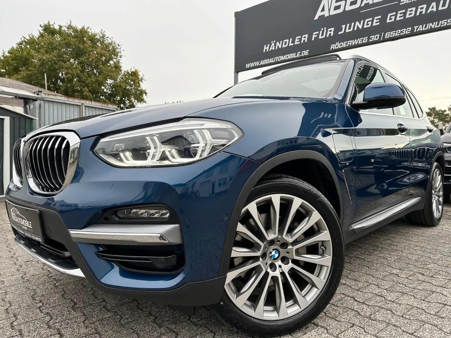 BMW X3 xDr30e M Sport PANO*ACC*HiFi*AHK*Kamera*Leder Blau - 2