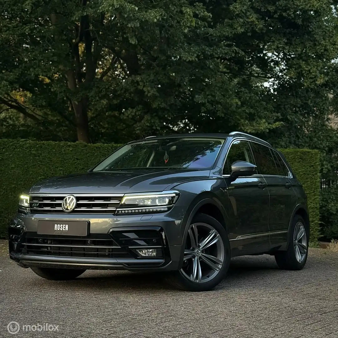 Volkswagen Tiguan 2.0 TSI 4Motion Highline Business|R-LINE Grijs - 1