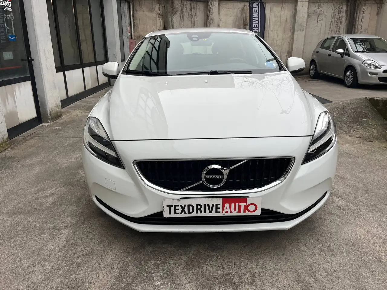 Volvo V40
