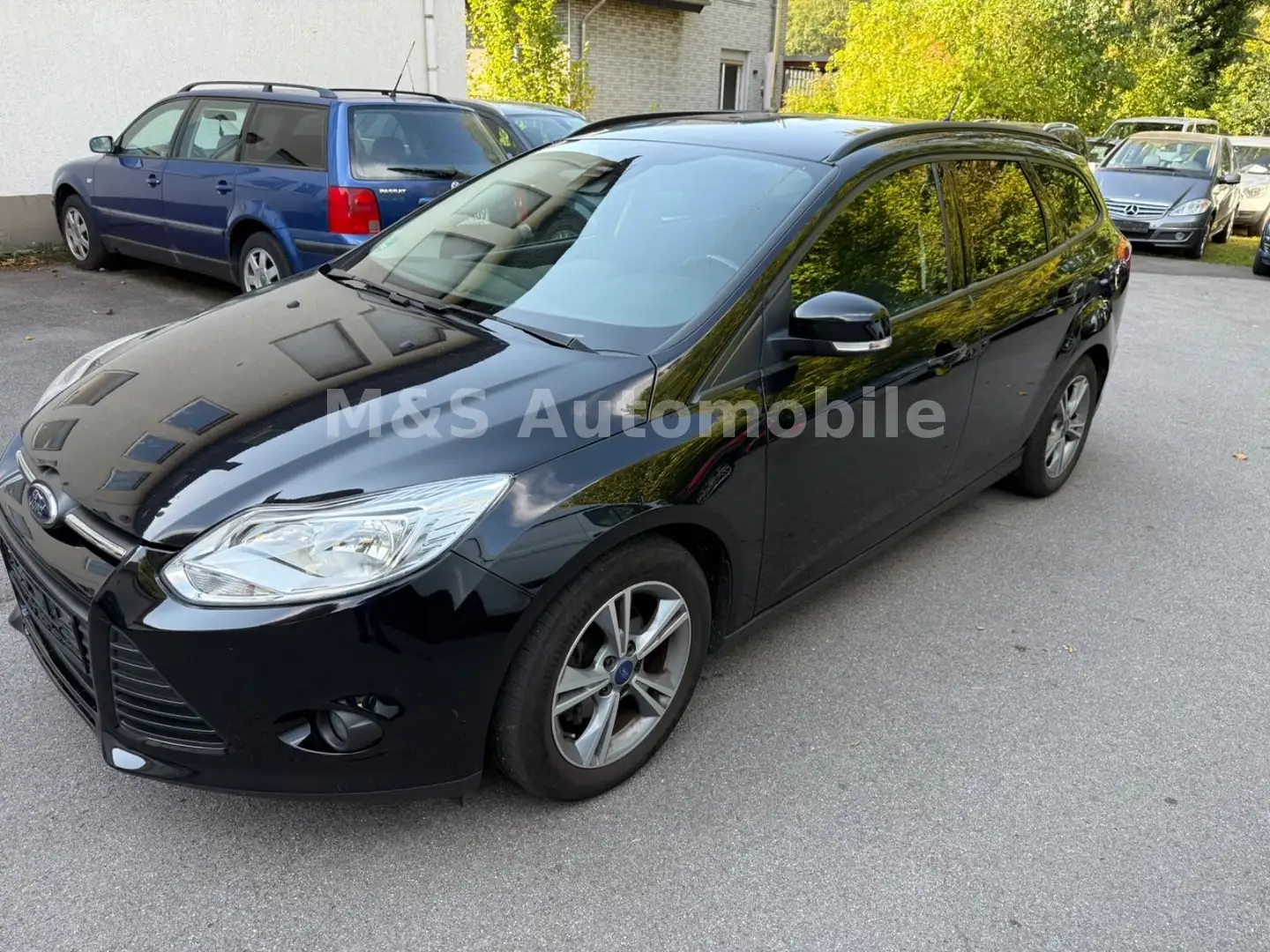 Ford Focus Turnier Sync Edition Automati,Navi,PDC,SHZ Schwarz - 1