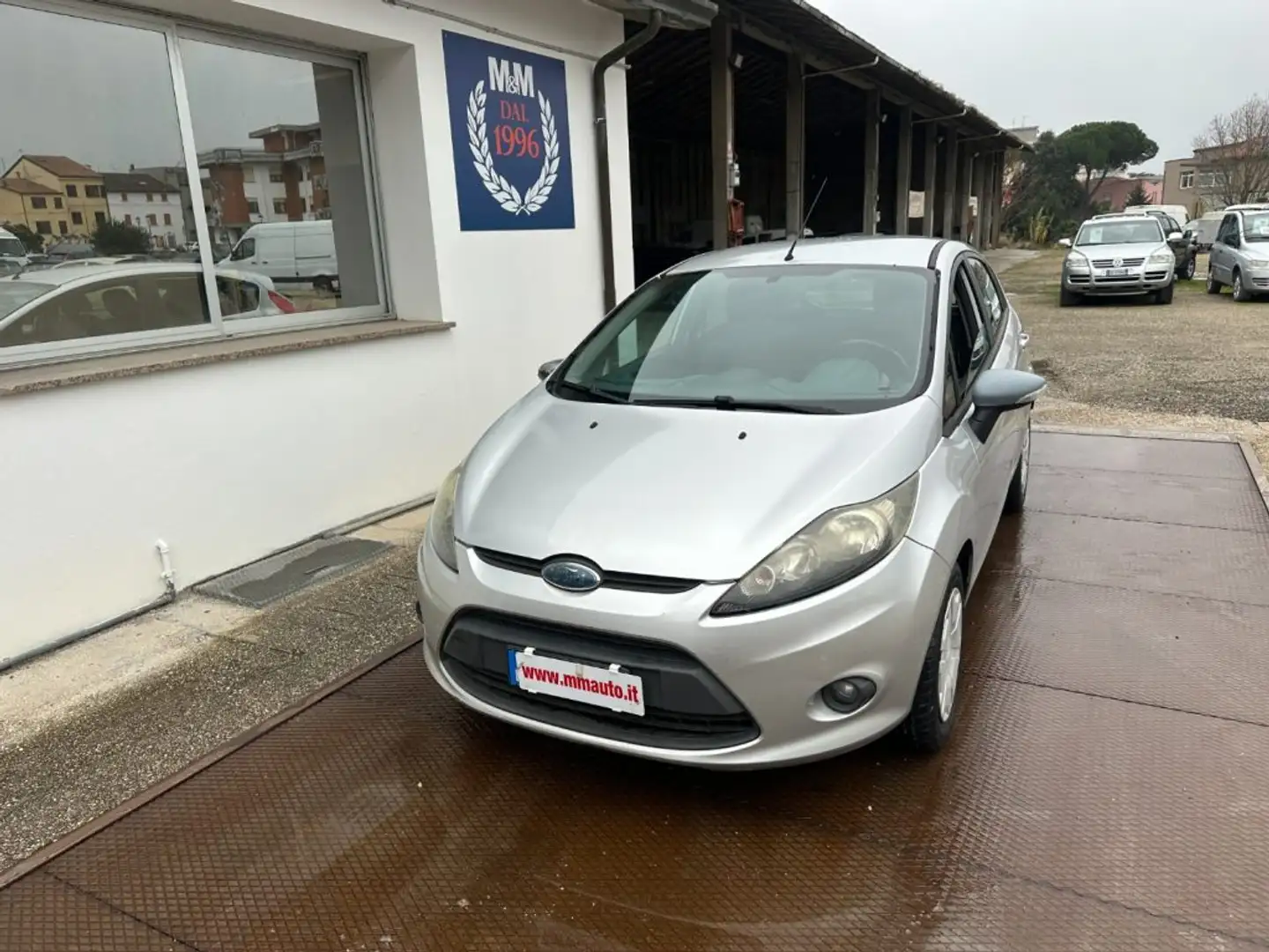Ford Fiesta + 1.2 82CV 5 porte  GPL!!!!! Silber - 2