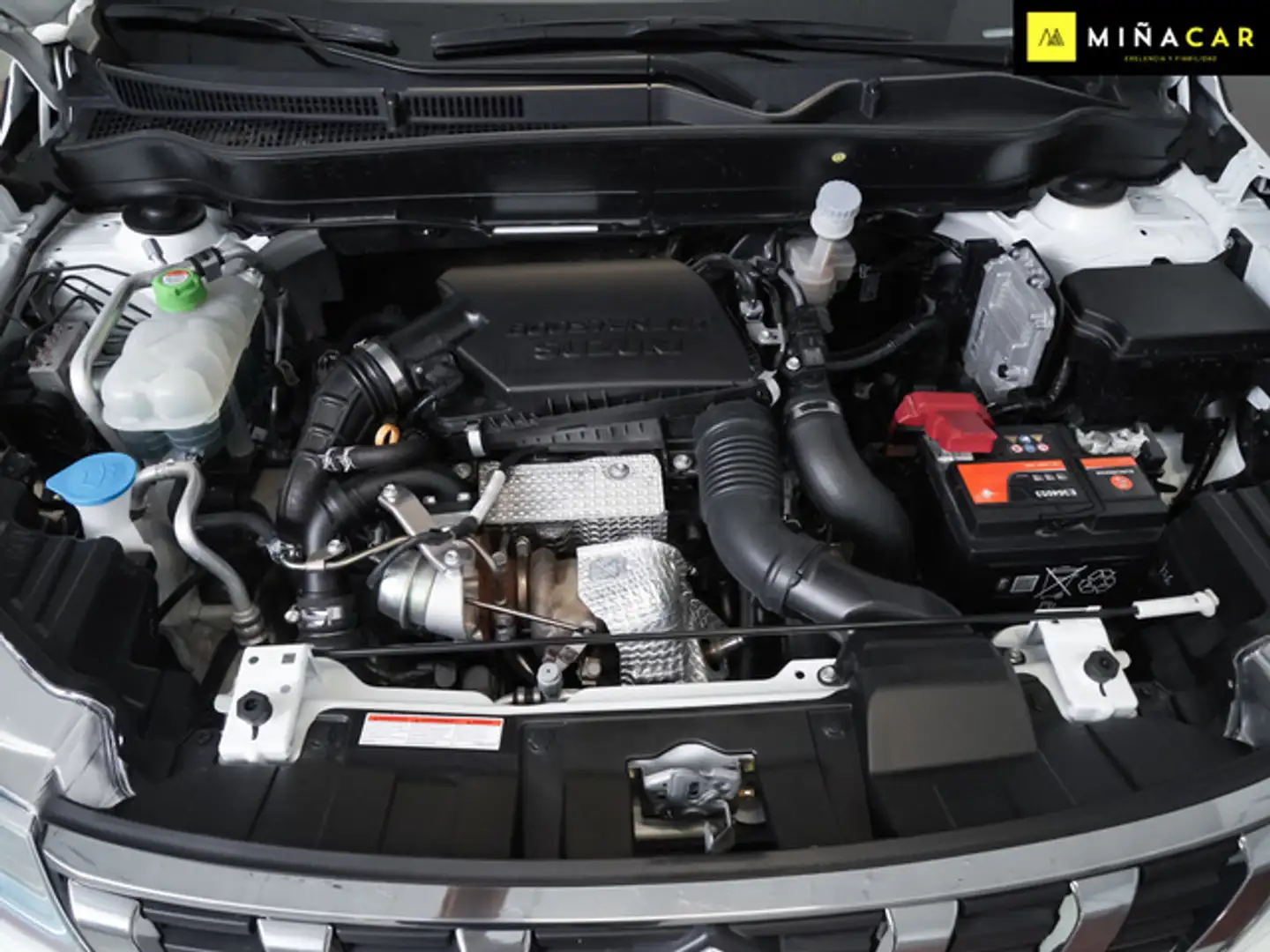 Suzuki Vitara 1.4T GLE Mild Hybrid Blanco - 2