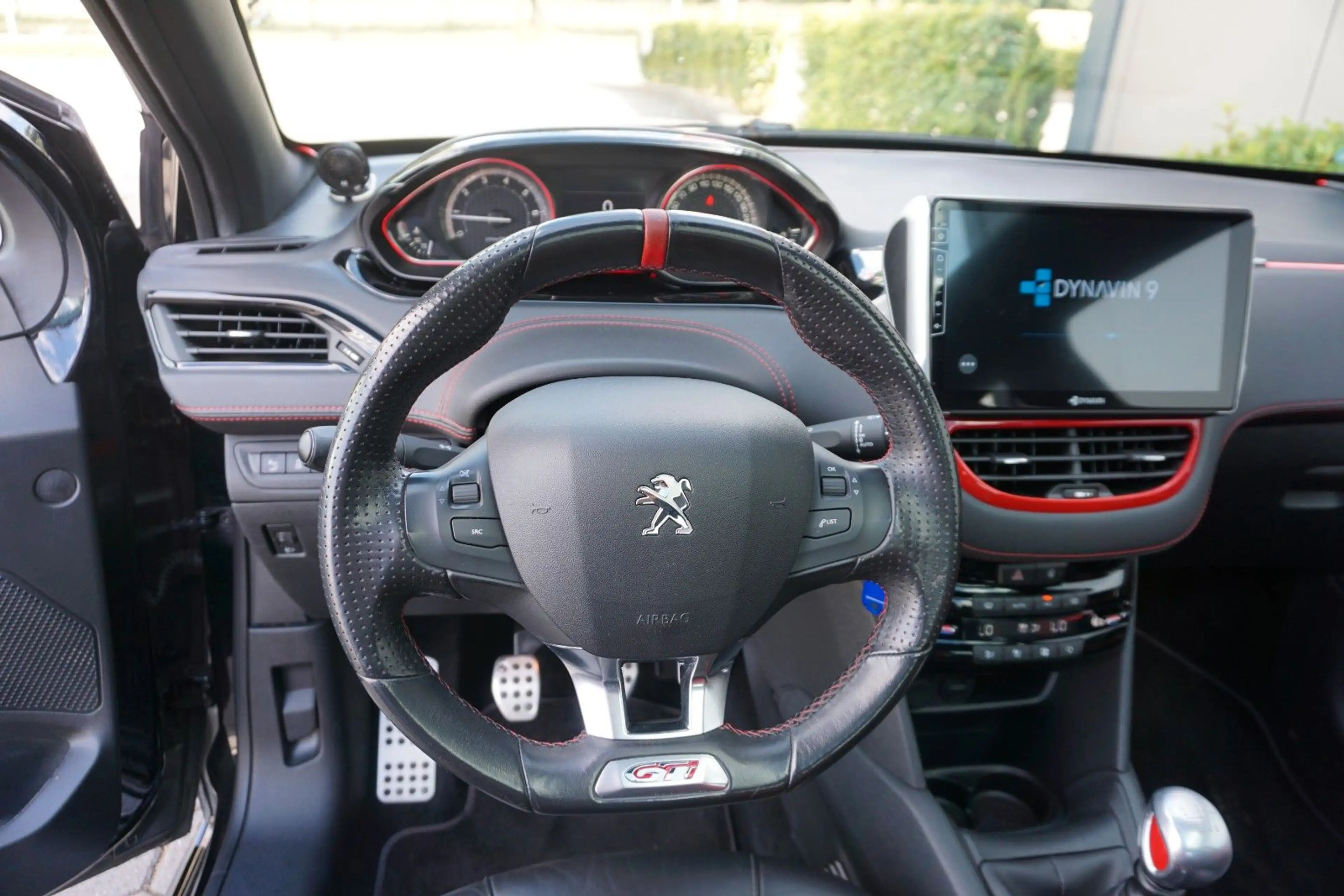 Peugeot 208 GTi  Garantie — photo 14