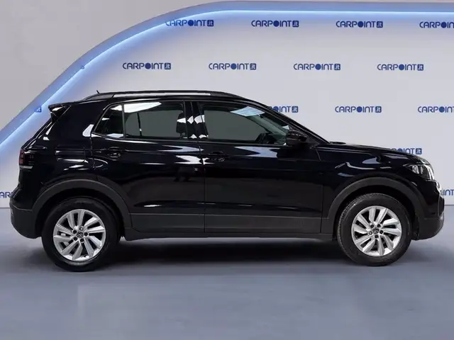 Volkswagen T-Cross view 7