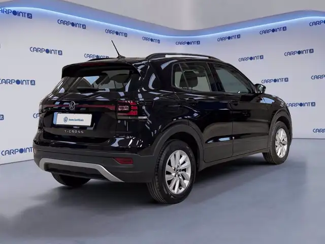 Volkswagen T-Cross view 6