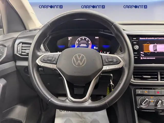 Volkswagen T-Cross view 13