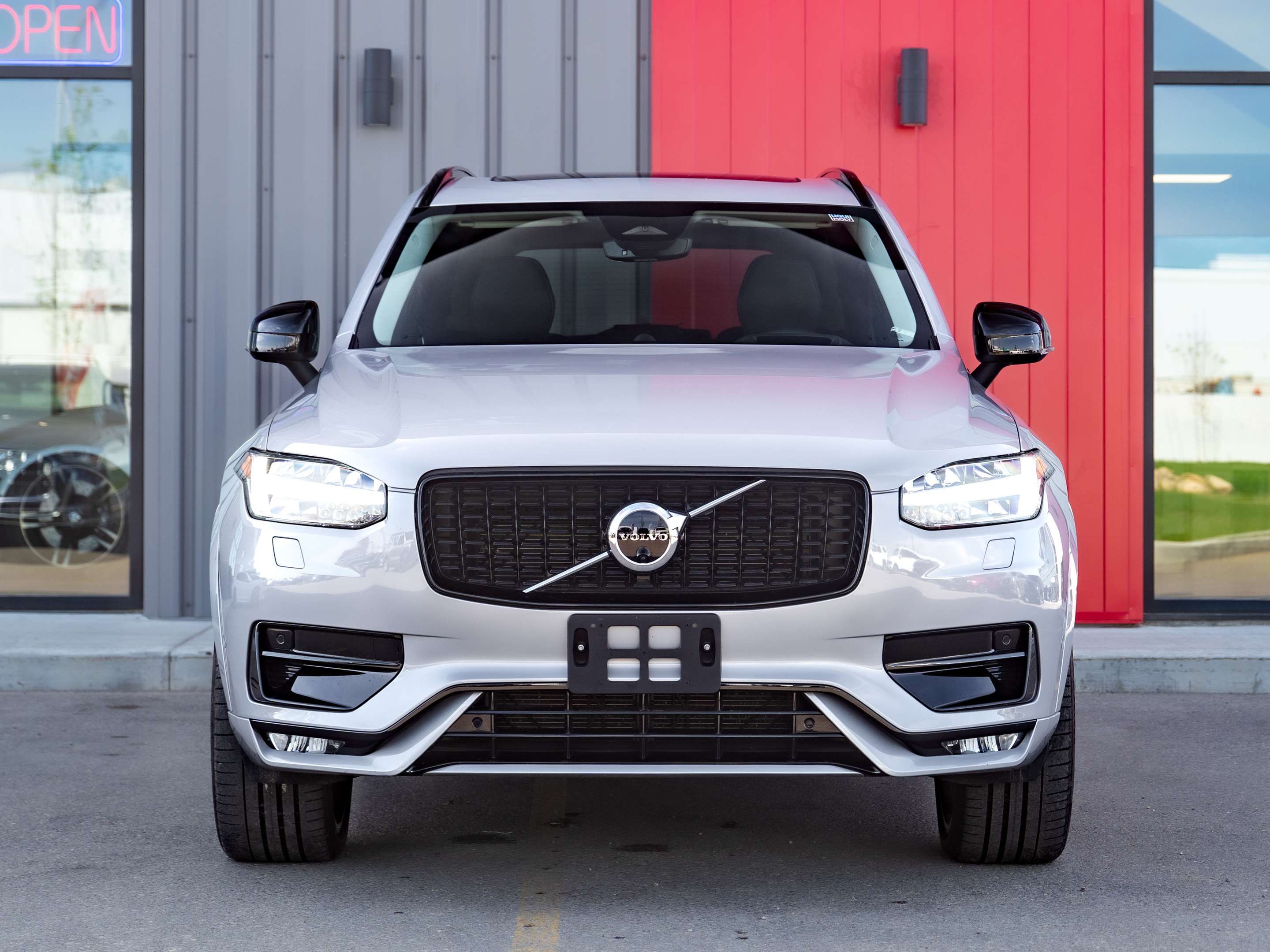 2023 Volvo XC90 Ultimate Dark Theme - 7 Seater | B&W | Loaded alt 2