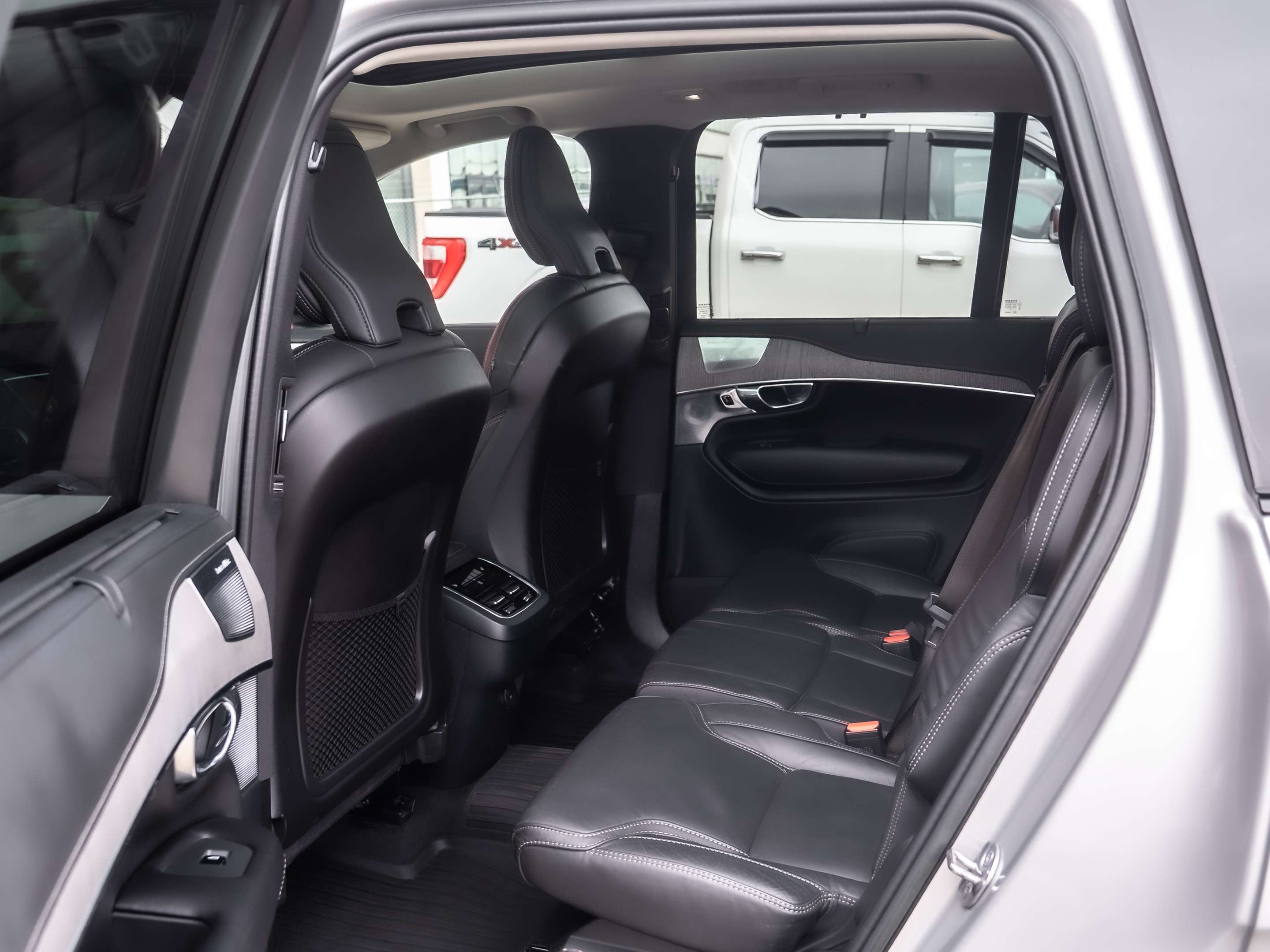 2023 Volvo XC90 Ultimate Dark Theme - 7 Seater | B&W | Loaded thumb 25