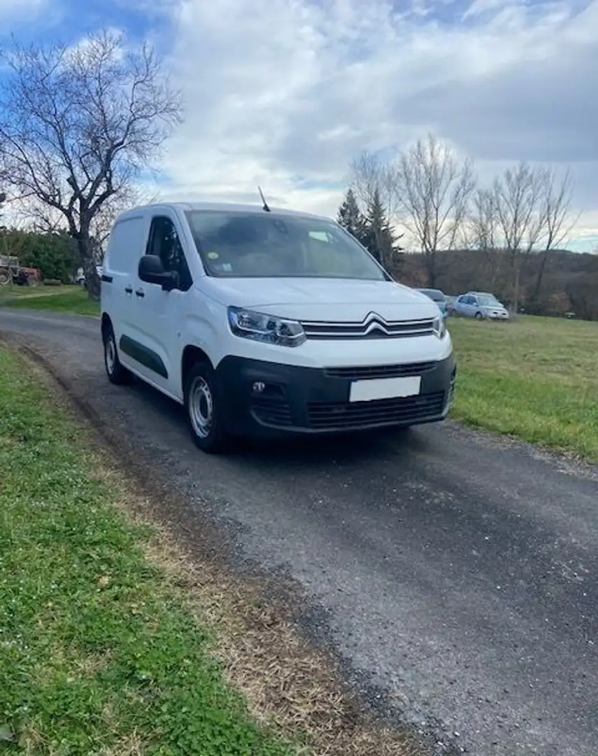 Citroen Berlingo v4 fg m 650 bhdi 100 club Blanc - 2