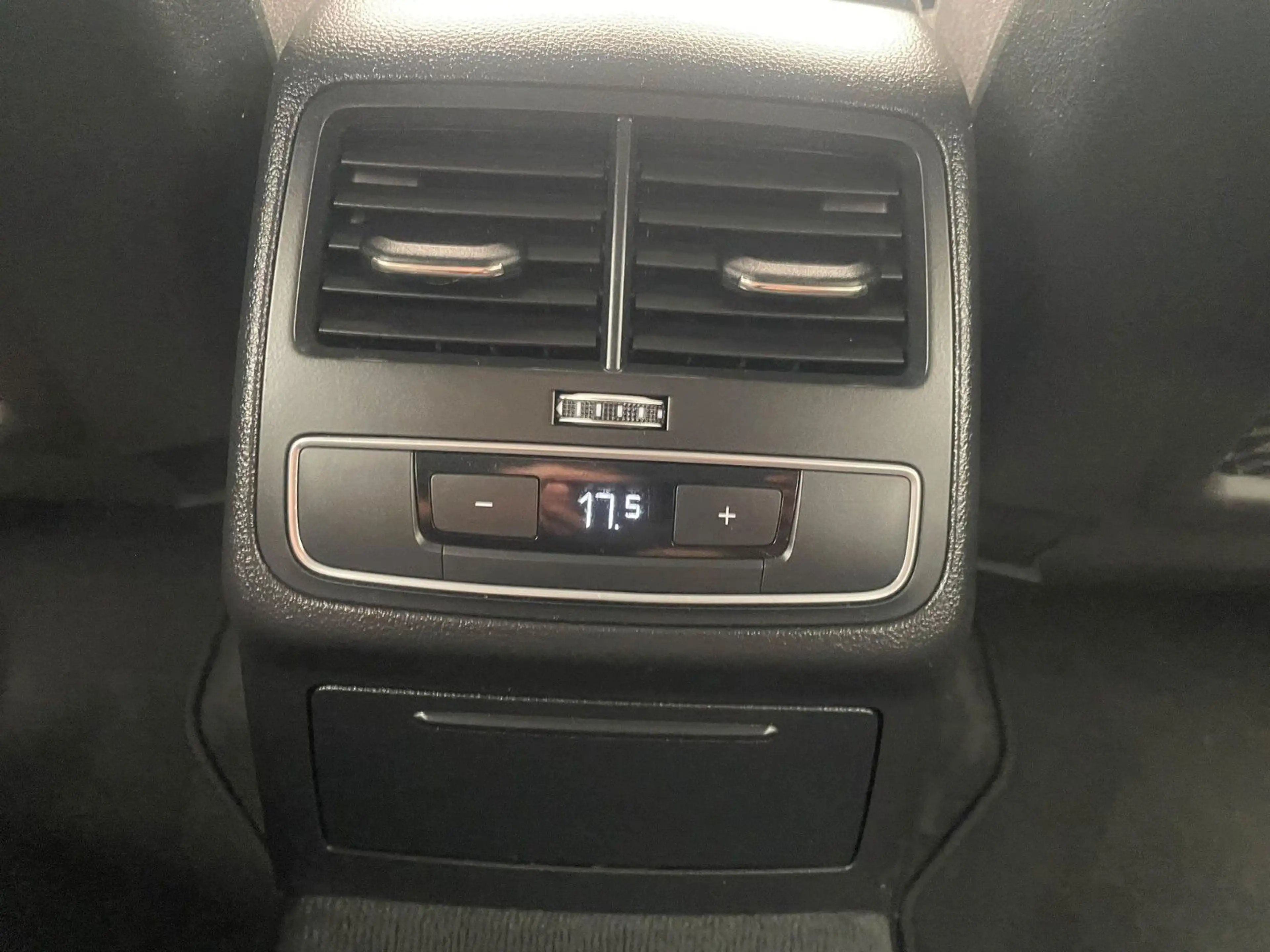 Audi A4 Avant sport+KeylessGO+Scheckheft+Nav+Tempomat — photo 15