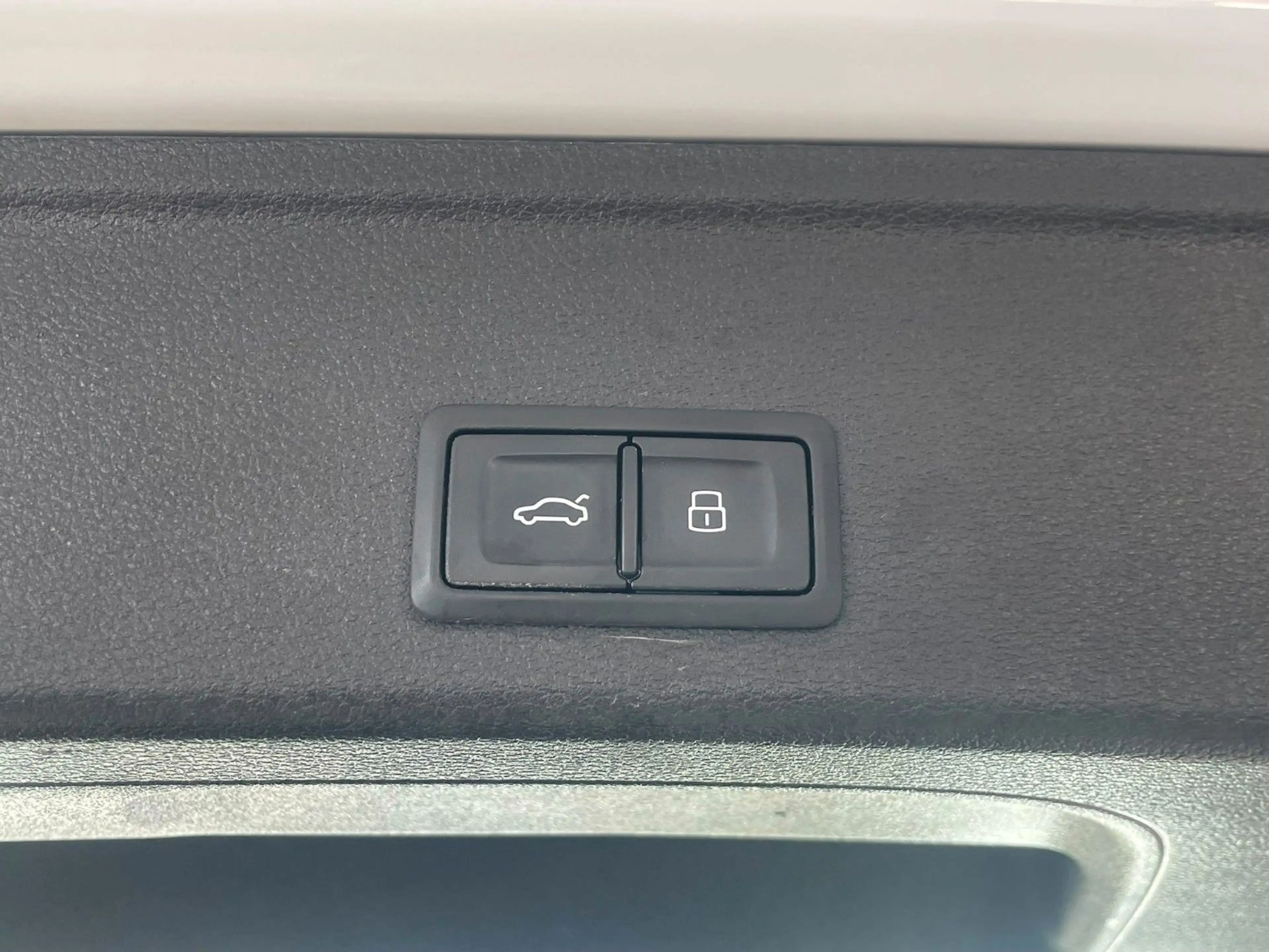 Audi A4 Avant sport+KeylessGO+Scheckheft+Nav+Tempomat — photo 6