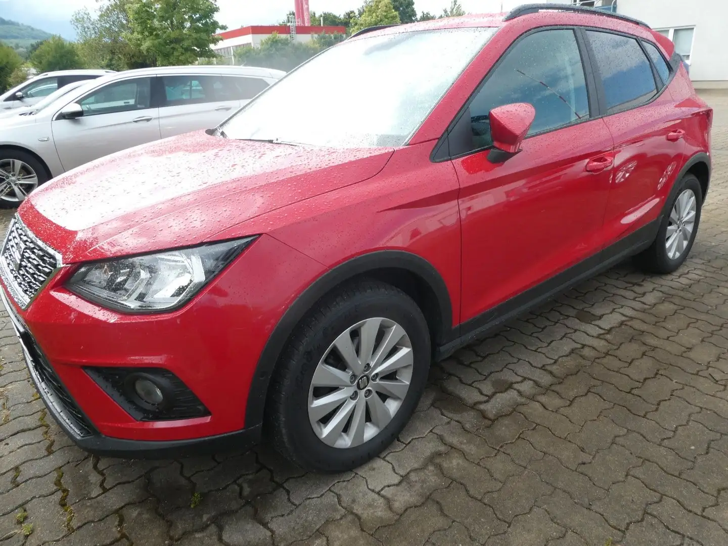 SEAT Arona Style mit Navigation Rosso - 1