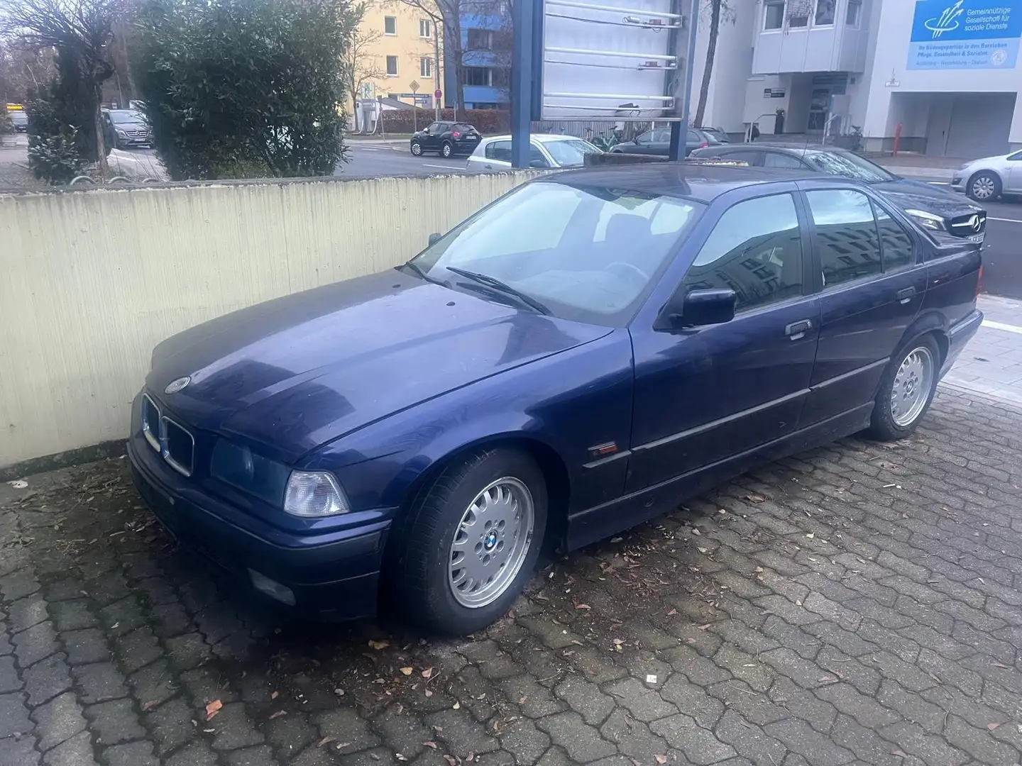 BMW 328 328i BMW top - 2