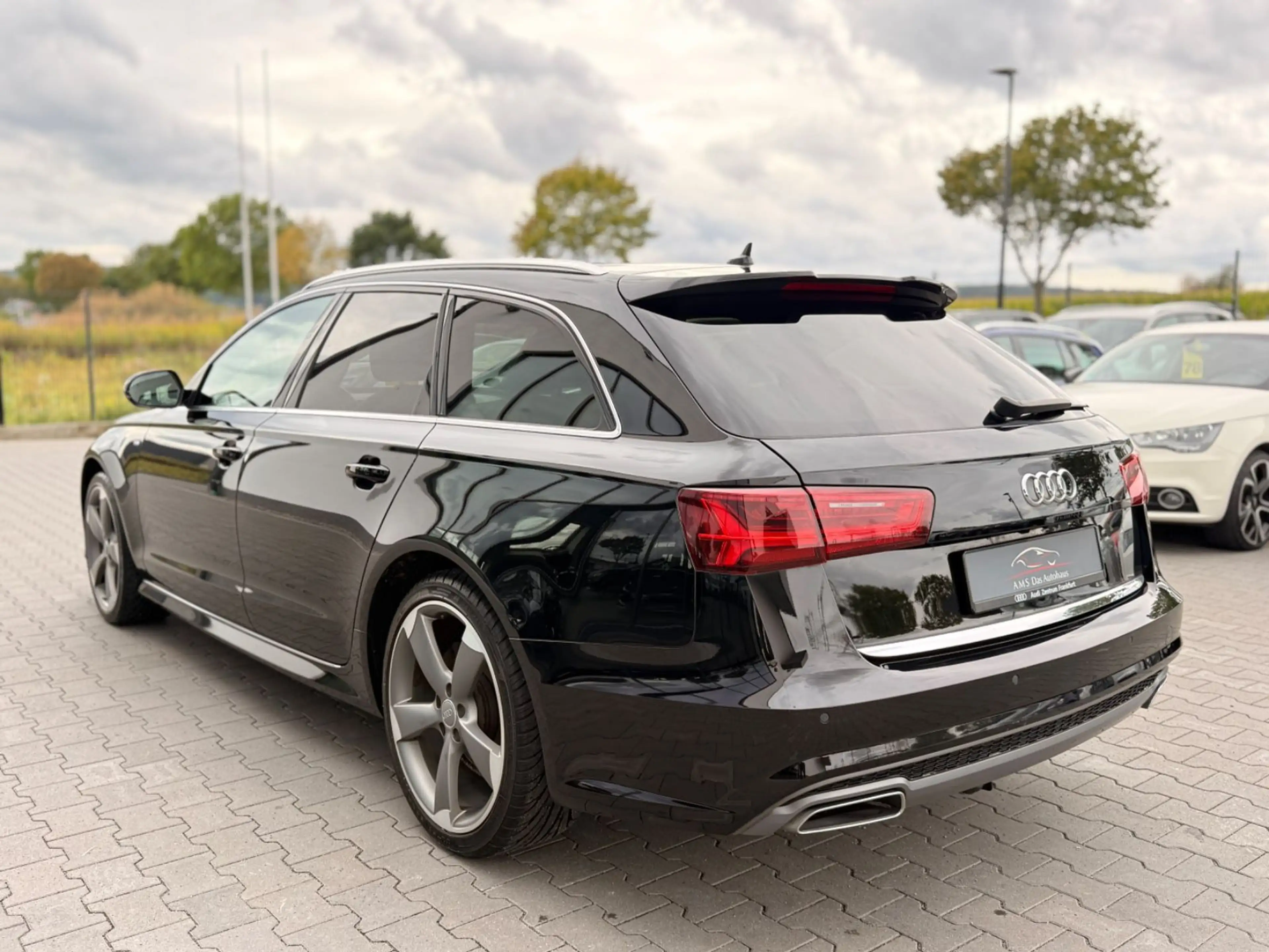 Audi A6 Avant 2.0 TDI S tronic S Line LED 2. Hand — photo 4