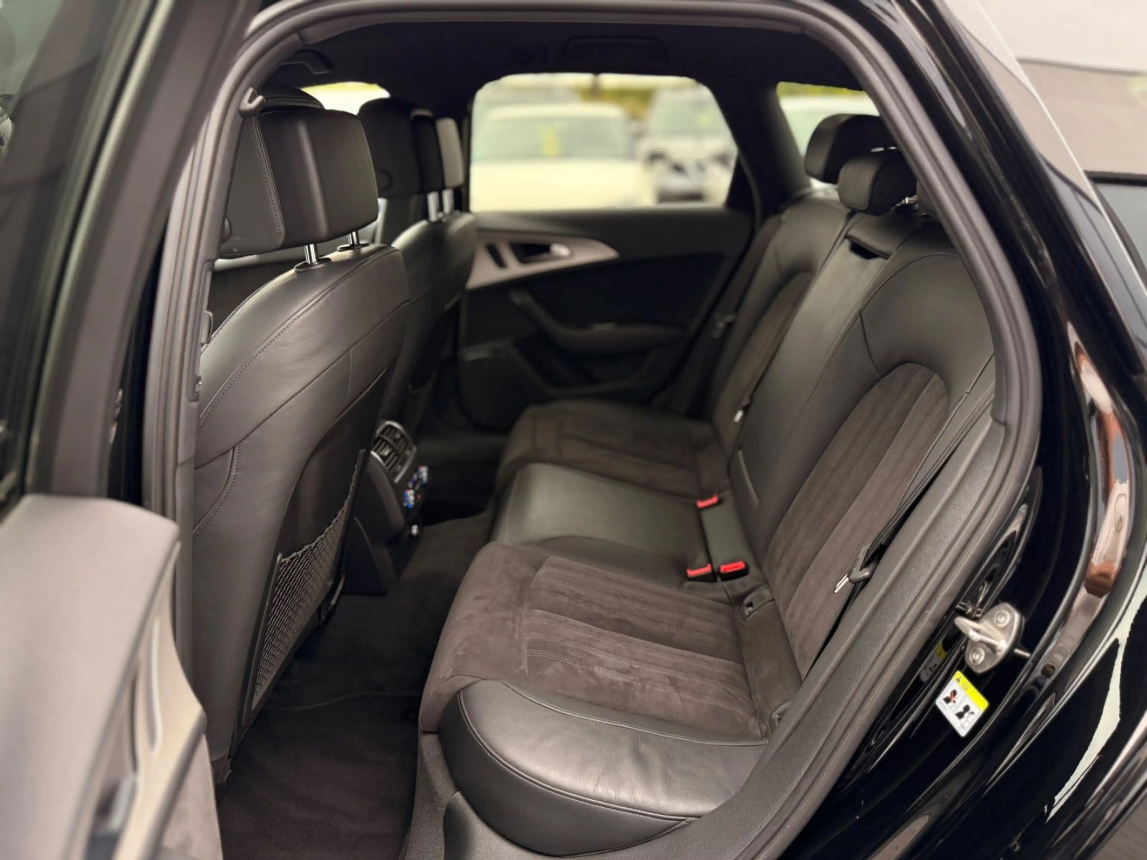 Audi A6 Avant 2.0 TDI S tronic S Line LED 2. Hand — photo 15