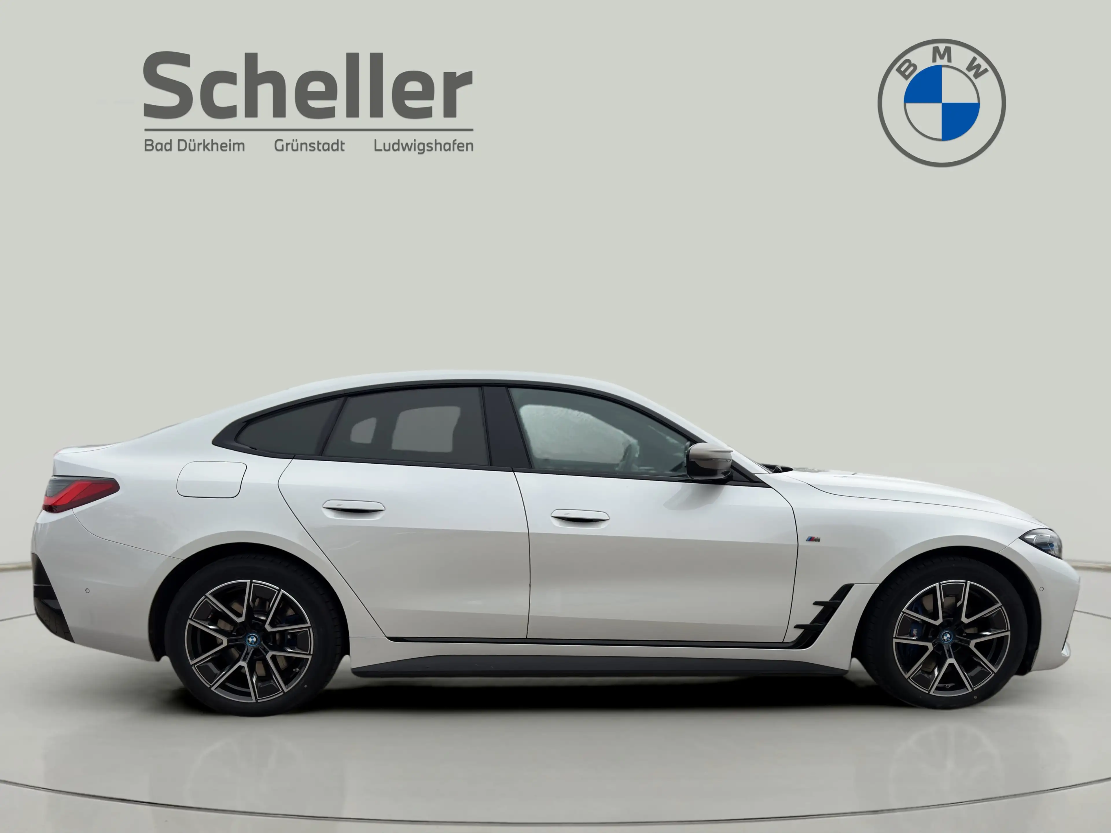 BMW i4 M50 — photo 8