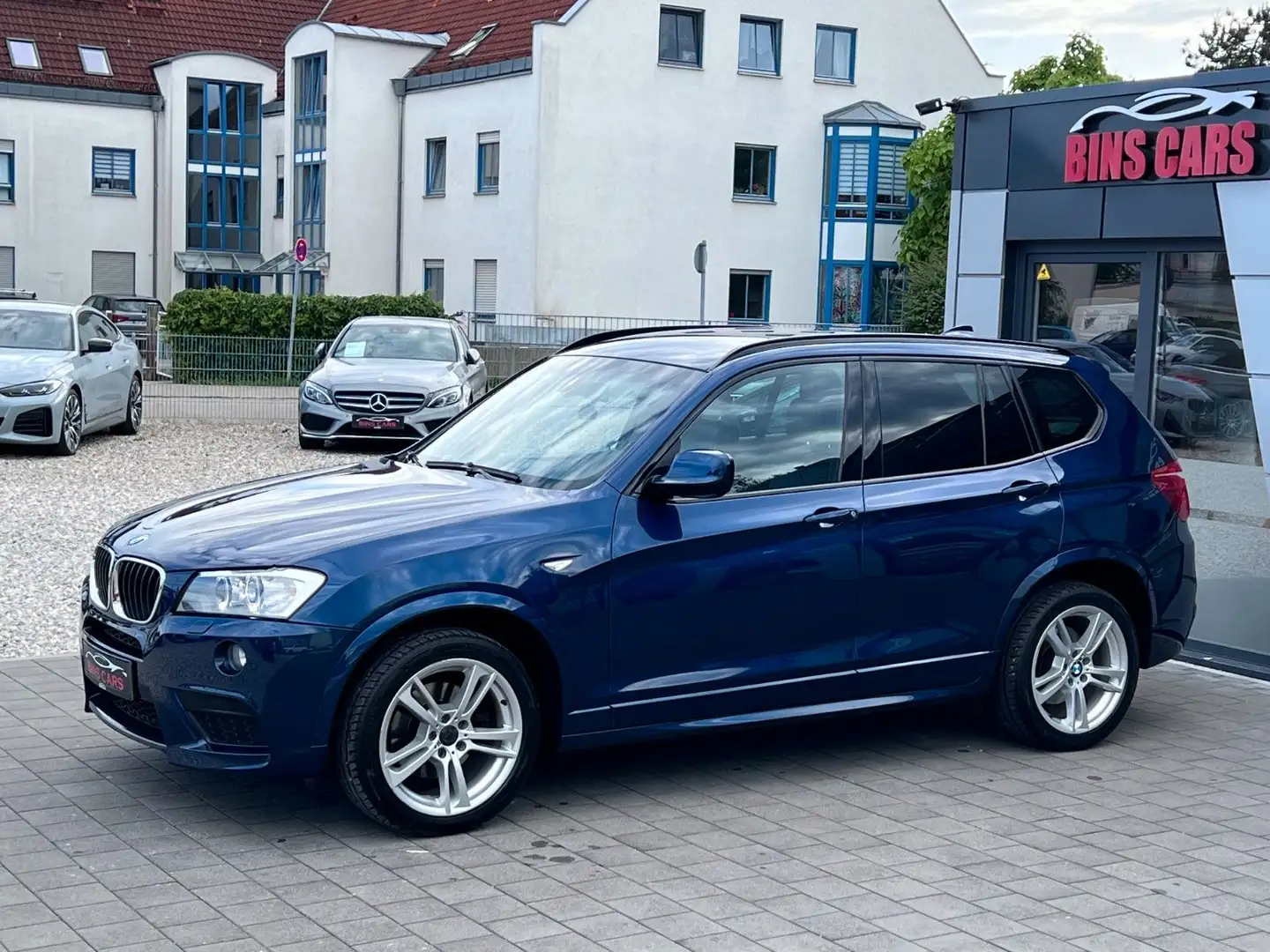 BMW X3 xDrive 20d M-Sport*Keyless*Bi-Xenon*Navi*AHK Bleu - 2