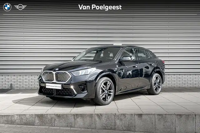 BMW iX2 eDrive20 67 kWh