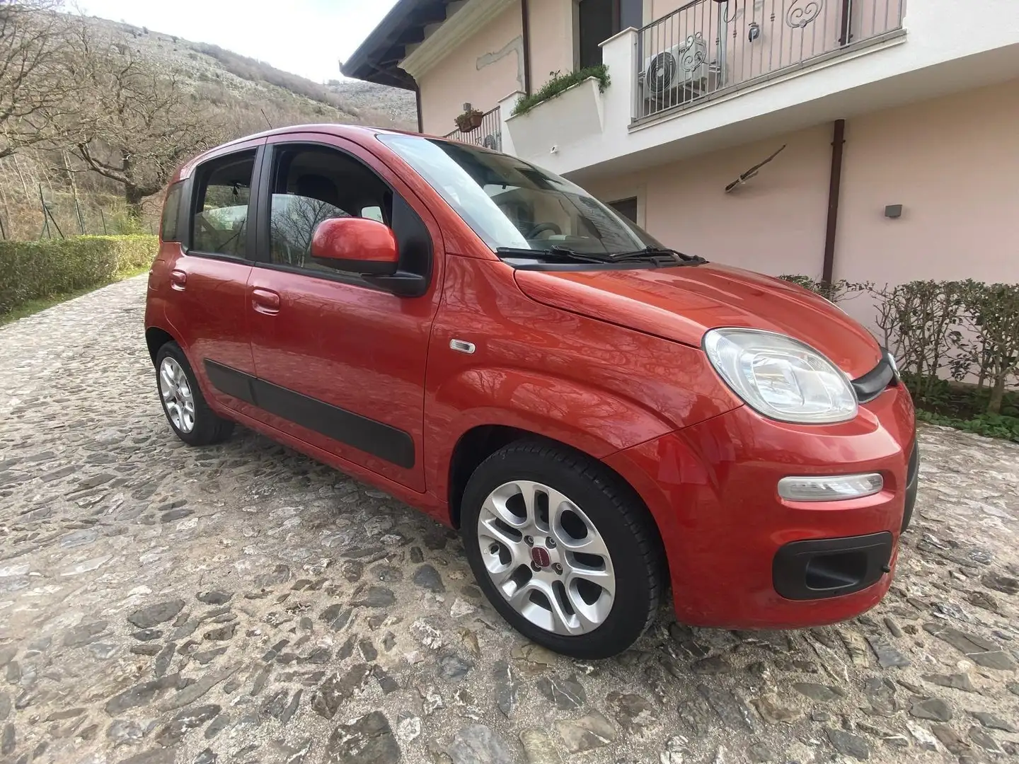 Fiat Panda 1.2 Lounge 69cv Rouge - 2