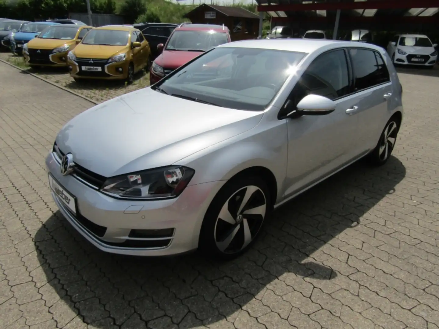 Volkswagen Golf VII 2.0 TDI BMT DSG Allstar NAVI SHZ GRA PDC Silber - 2