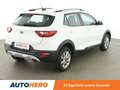 Kia Stonic 1.2 Silber *CAM*CARPLAY&AUTO*KLIMAAUTO* Weiß - thumbnail 6