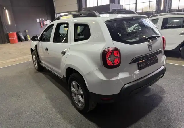 Dacia Duster view 10