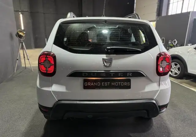 Dacia Duster view 9