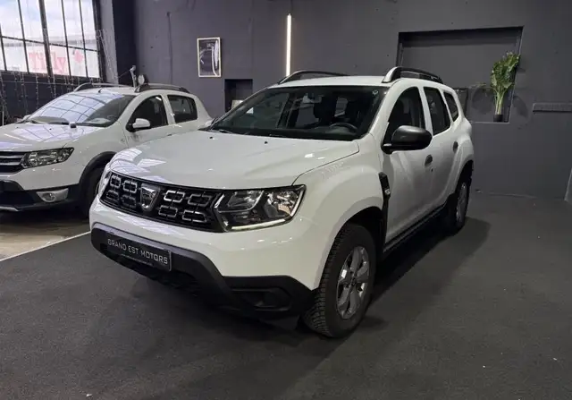 Dacia Duster view 3
