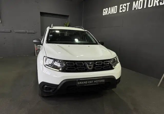 Dacia Duster view 2