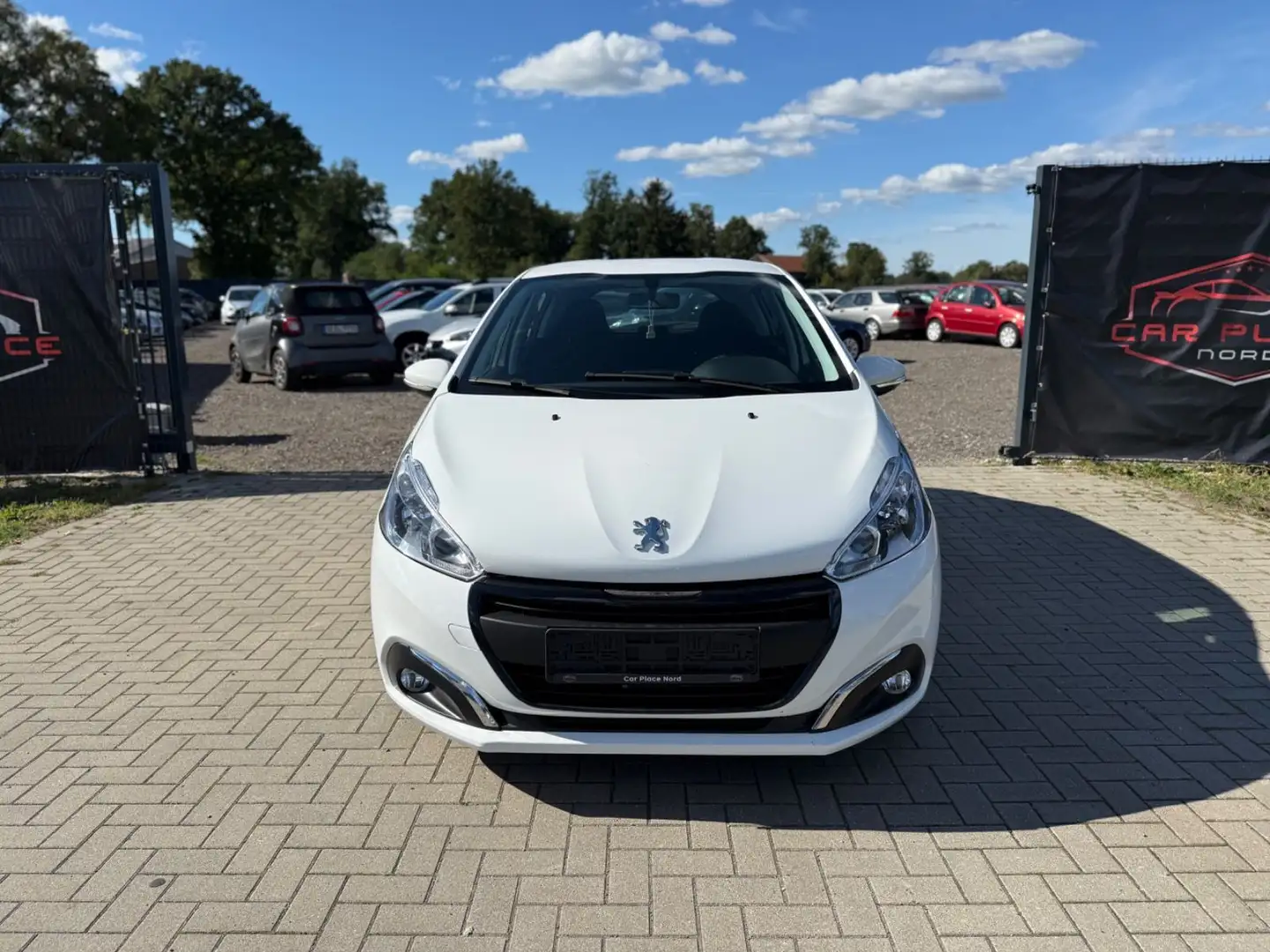 Peugeot 208 Active WENIG KM/PDC/KLIMAANLGE/BORDCOMPUTER Weiß - 2