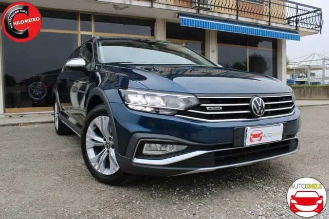 Volkswagen Passat Alltrack 2.0 tdi 4motion 200cv dsg FULL-LED GANCIO TRAINO