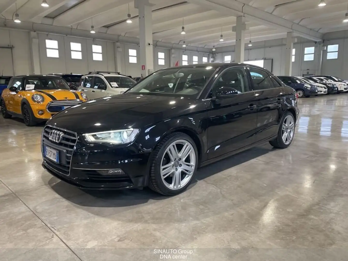 Audi A3 A3 Sedan 1.6 TDI Ambition Nero - 1