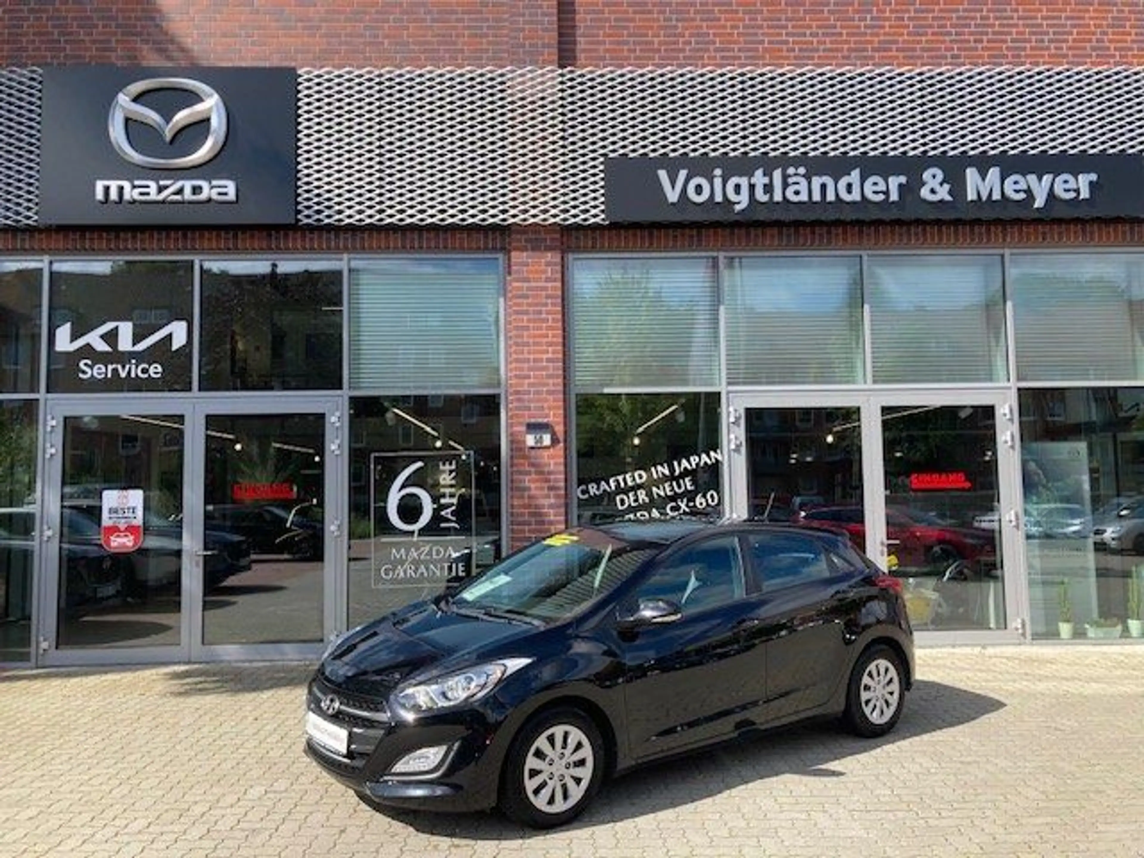 Hyundai i30 1.4i Kamera Navi Ganzjahresreifen Klima
