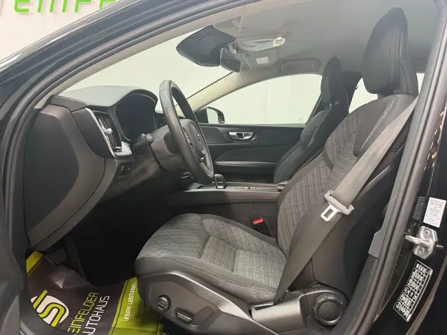 Volvo V60 view 10