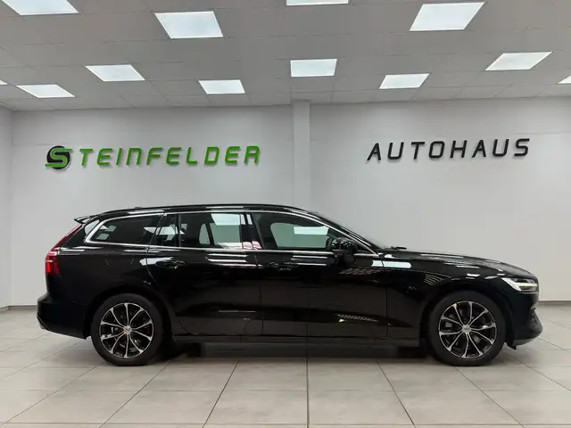Volvo V60 view 4