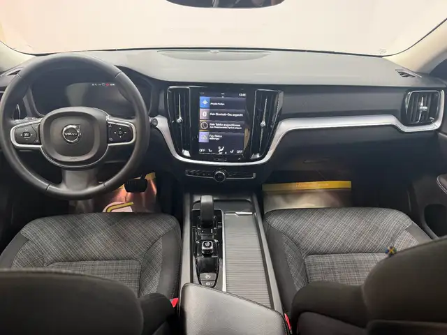 Volvo V60 view 12