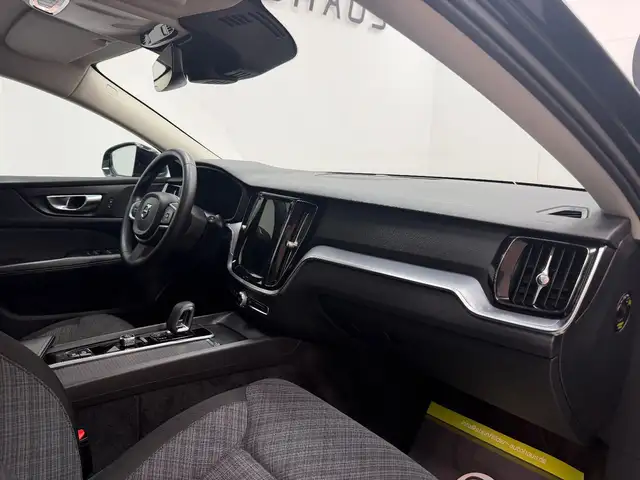 Volvo V60 view 13