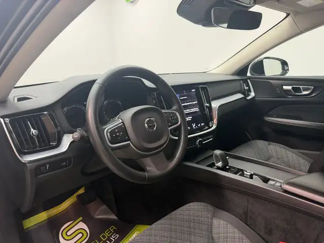 Volvo V60 view 9