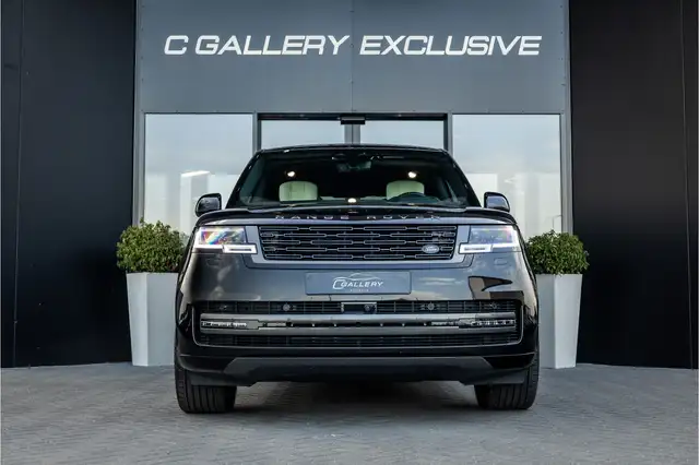 Land Rover Range Rover view 2