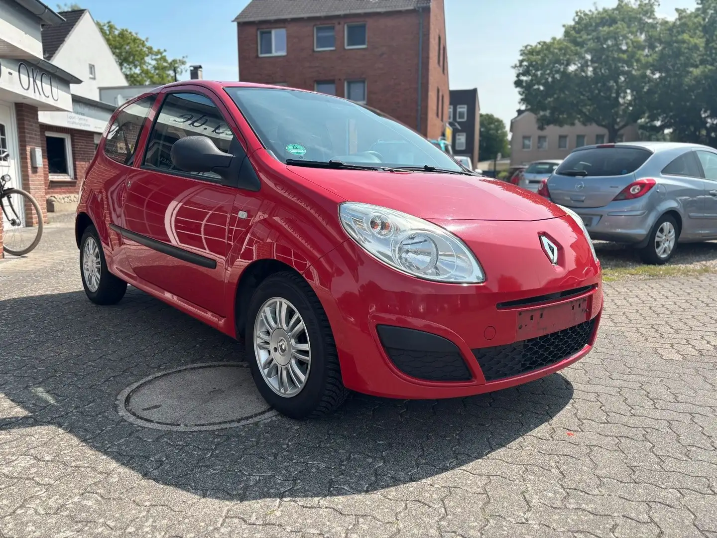 Renault Twingo 1.2 Authentique /AUX /HU:10/26 Rojo - 2