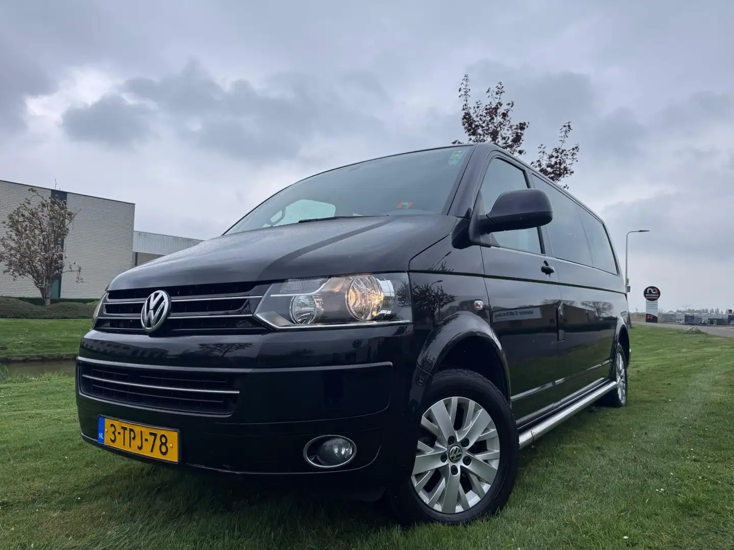 Volkswagen 2014 * 2.0 TDI L2H1 * Highline * 9.PERSOONS * AIRC Negro - 1