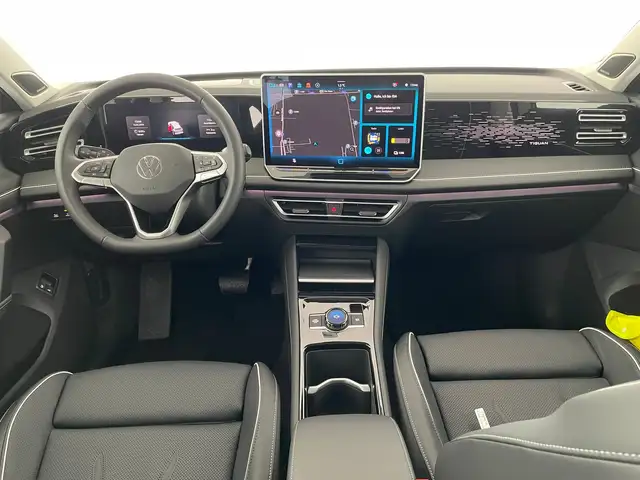 Volkswagen Tiguan view 13